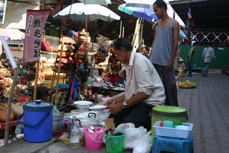 Sc�ne du march� de Wat.. Tha�lande - Tourisme - 